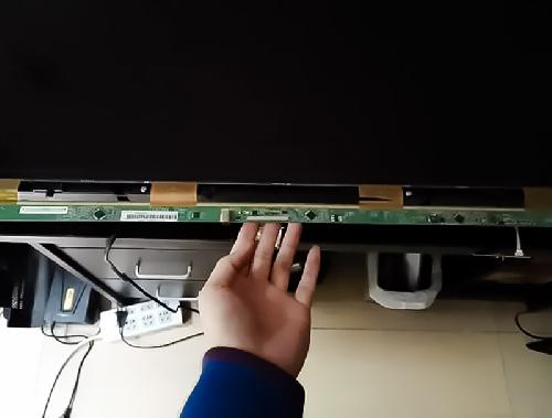 液晶电视更换灯条